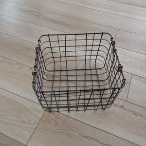Wire Storage Basket with Copper Accents By Target Threshold